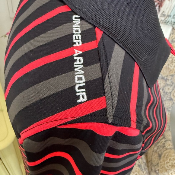 Under Armour Black and Red HeatGear Shirt - Picture 6 of 7